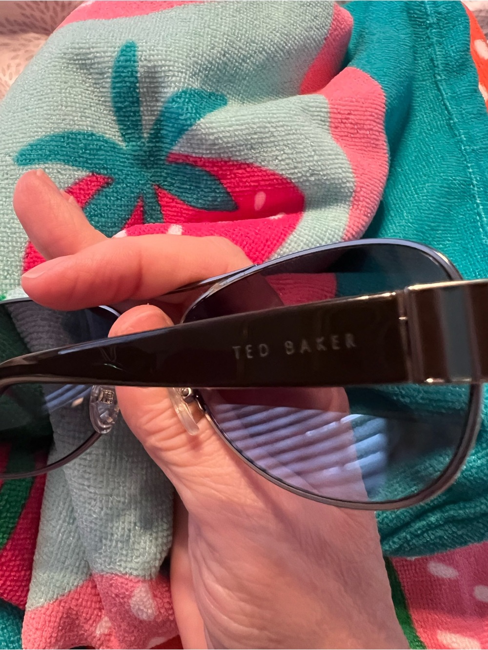 Ted Baker Teal and Black Sunglass Temple Arm with Logo - Picture 3 of 12